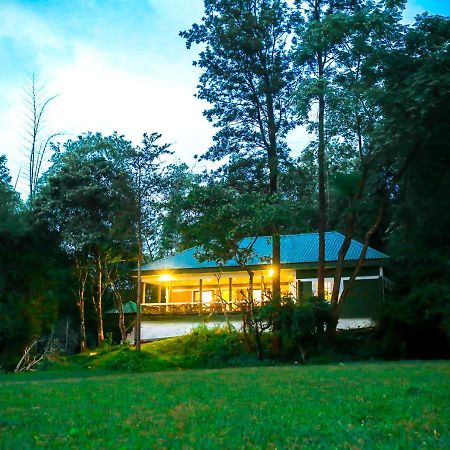 Tusker Inn Wayanad Forest Villa By Voye Homes Extérieur photo